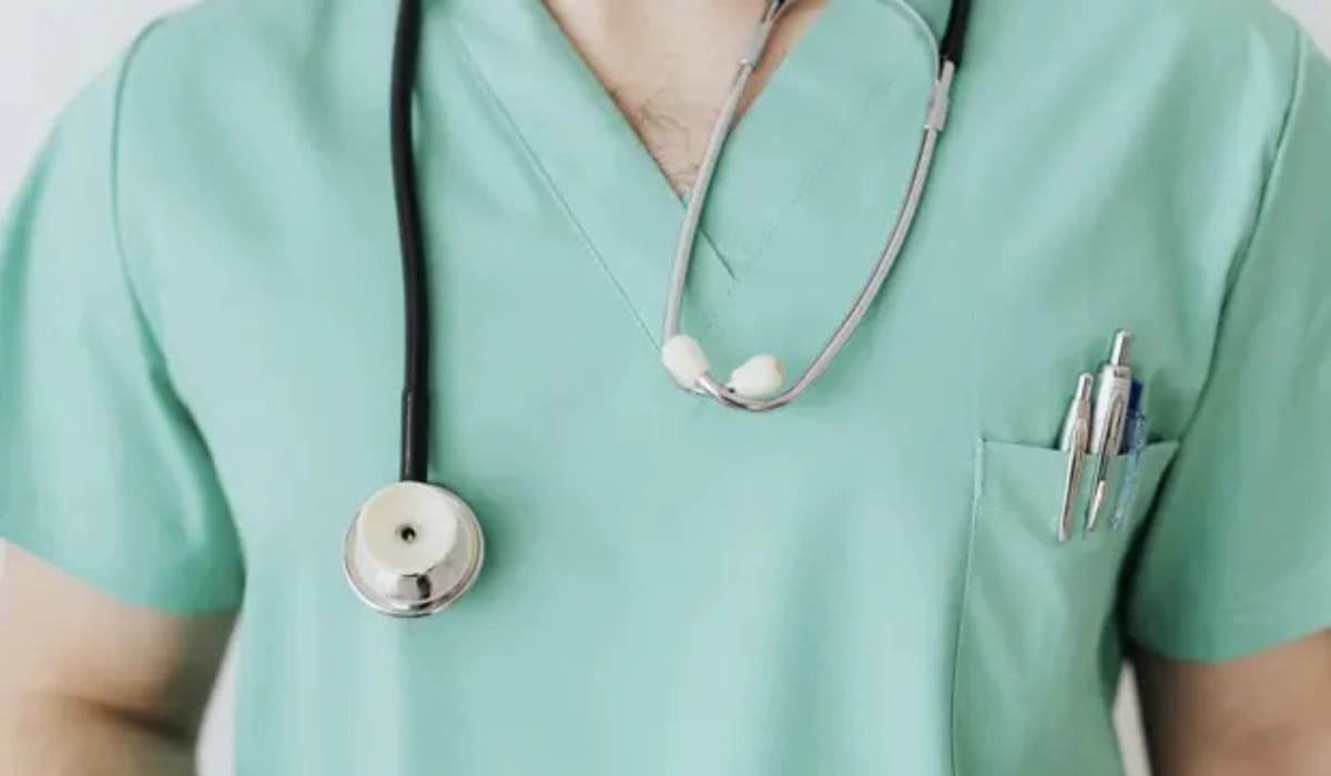 Manitoba nurse retention crisis showing shortage of healthcare workers and staffing challenges in hospitals