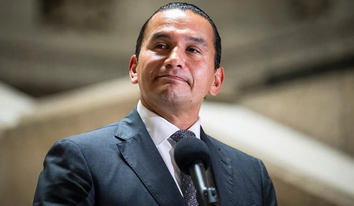Premier Wab Kinew wants Manitobans to decide: Should the province stop changing clocks?