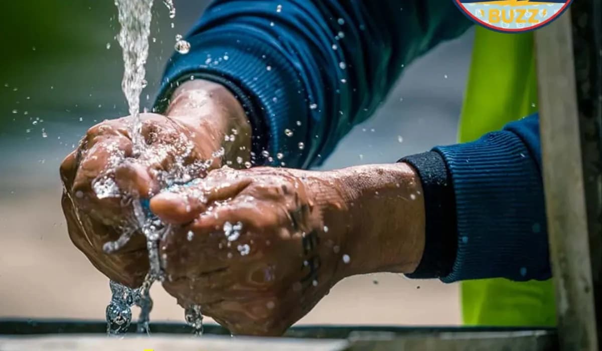Construction workers at a large Manitoba site using hot water facilities under new workplace safety rules